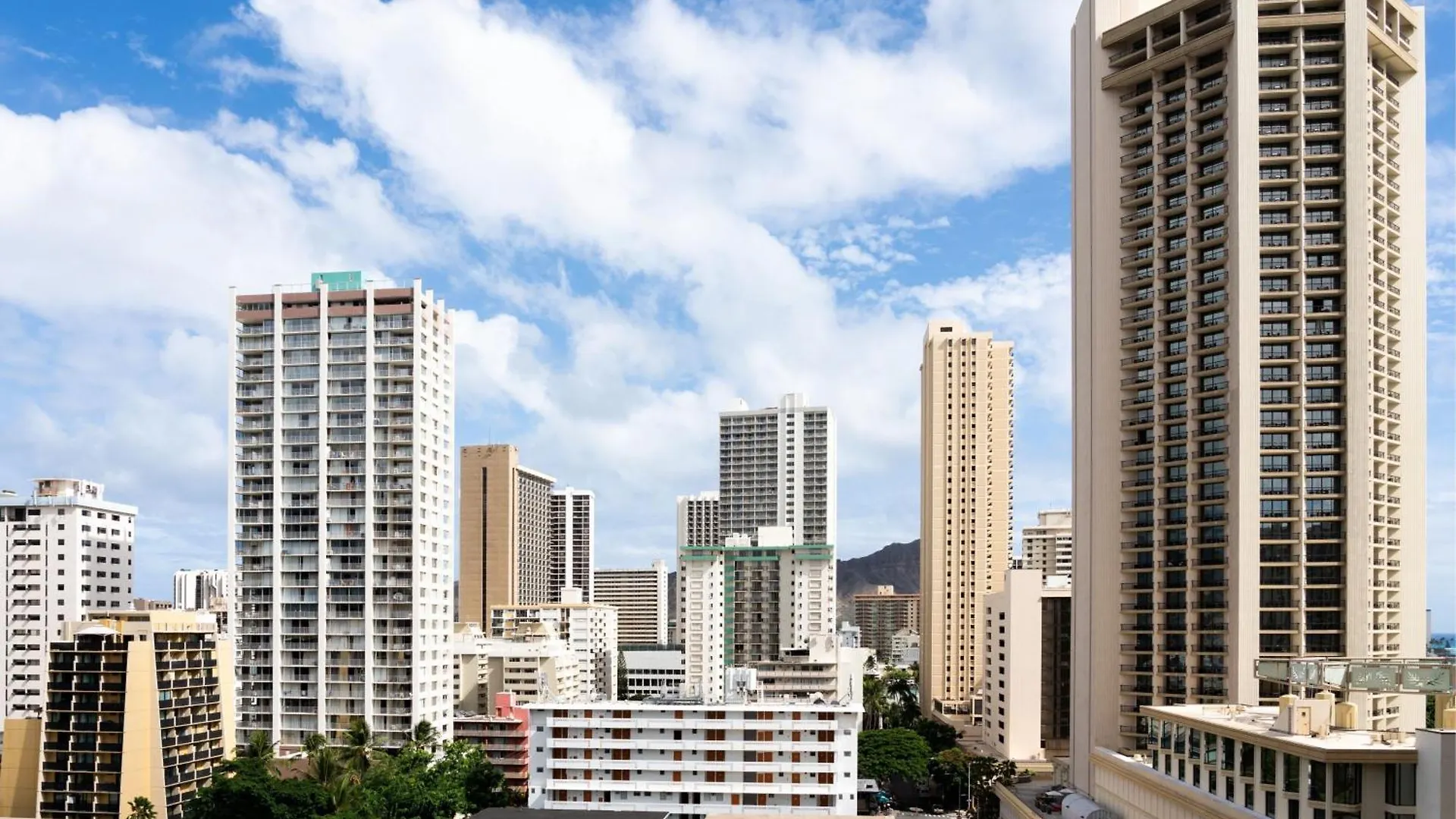 *** Hotel Sheraton Princess Kaiulani Waikiki Beach Honolulu United States