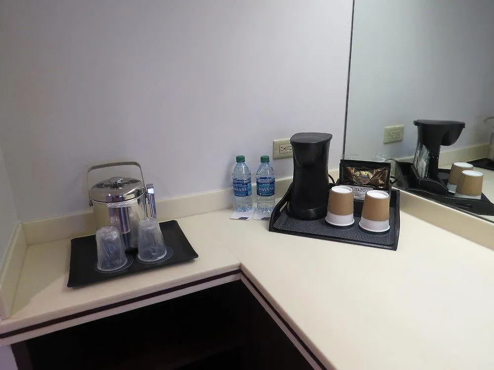 Sheraton Princess Kaiulani Waikiki Beach Гонолулу Отель