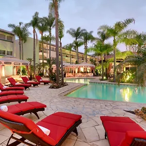 Отель Atrium Orange County